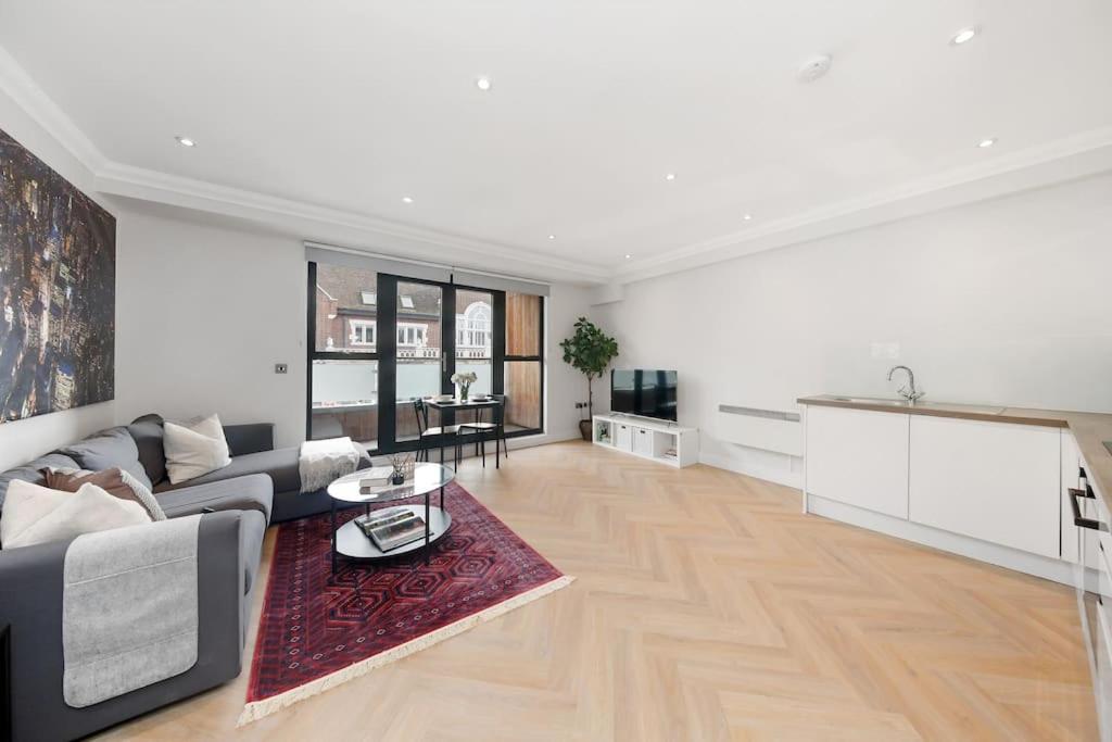 Pleasing 2Bed Flat 10Min To Wimbledon Tennis Court Londra Esterno foto